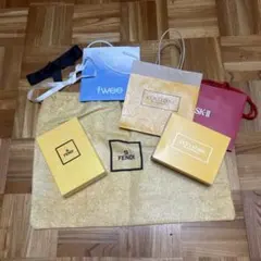 FEND I, L'Occitane, SK-II などショッパー箱セット８点
