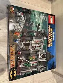 廃盤品】LEGO バットマン バットケイブ 76252 3981ピース - メルカリ