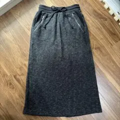 《美品》AZUL by moussy ダークグレー タイトスカート　裏起毛