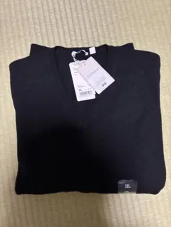 未使用　UNIQLOラムウールセーター　メンズXLブラック