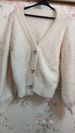 ホワイトファーリボンカーディガン