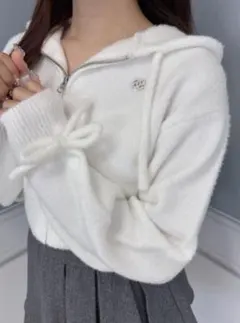 ニットパーカー