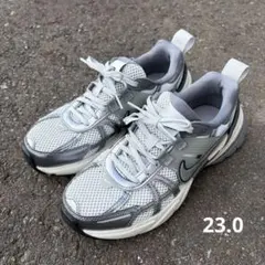 NIKE WMNS V2K RUN FD0736-003 23.0cm GREY