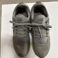 ニューバランス247 グレー メッシュ スニーカー