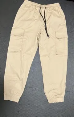 ベージュ ジョガーパンツ