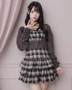 pium ビジューカーデ×チェックワンピセット ブラック×ピンク pium ビジューカーデ×チェックワンピセット ブラックピンク - メルカリ