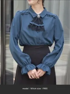 axesfemme ジャボ付き 長袖ブラウスのサムネイル