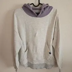 BEAMS mini グレーと紫のフード付きパーカー 150㎝