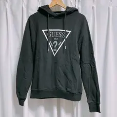 【超美品】GUESS ブラックパーカー Mサイズ MH1K9400