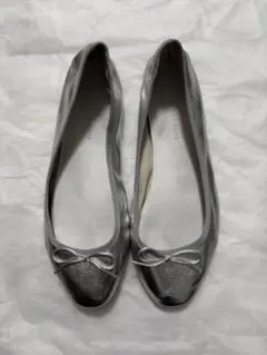 ADAM ET ROPE シルバー バレエシューズ