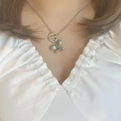 ルミエールバタフライネックレス(シルバー)