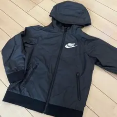 NIKE ウィンドブレーカー ブラック フード付き　XS 135
