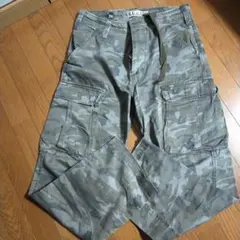 迷彩 カーゴパンツ