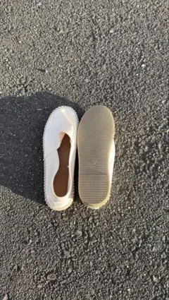 ベージュ クロスストラップ フラットサンダル XL