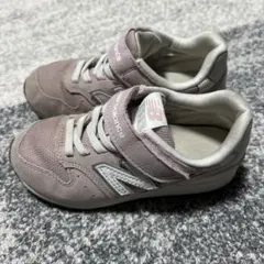 new balance キッズスニーカー ピンク　18センチ