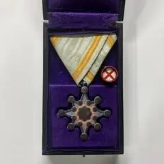 勲七等瑞宝章　ケース付き Yahoo!オークション -「勲七等瑞宝章」(勲章) (徽章)の落札相場