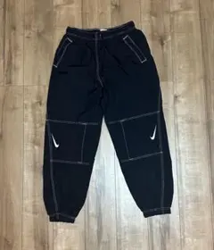 ウーブンパンツ