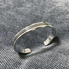 レア CippyCrazyHorseシッピークレイジーホースブレスレット 貴重品 Cippy Crazy Horse コチティ族 バングル ツイスト シッピー