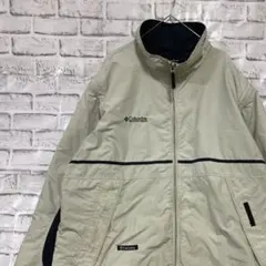 コロンビア　マウンテンパーカー中綿　ベージュXL ロゴ刺繍アウトドア1212