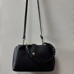 【新品】UN BILLION (アンビリオン)2WAYバッグ ブラックのサムネイル