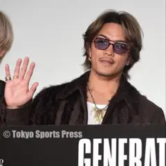 【大人気】数原龍友着用タイプ　同型同色　サングラス