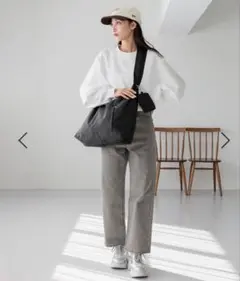 LOWRYS FARM ショルダーバッグ ブラックポーチ付きショルダーバッグ