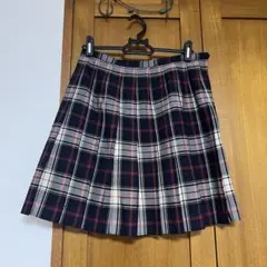 プリーツスカート