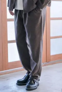 ツータック スラックス