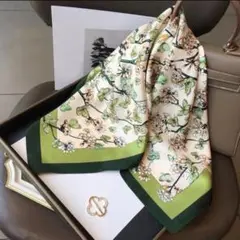 残り僅か♡　グリーン　シルク　スカーフ　ストール　バンダナ　フォーマル　花