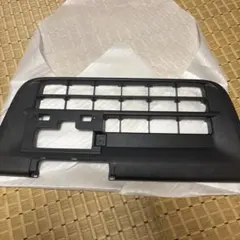 三菱 ミニキャブバン フロント　アンダーグリルのサムネイル
