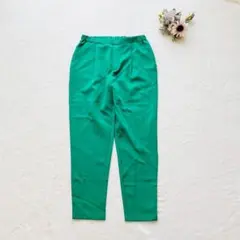 カジュアルズボン（F）テーパード カラーパンツ ウエストゴム グリーン 伸縮性