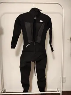 【Quiksilver】サーフィン・ボディボードウェットスーツ 2025年最新】QUIKSILVER サーフィン・ボディボードの人気