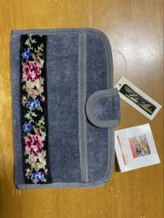 レイクアルスター　花柄刺繍ポーチ グレー