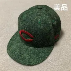 【ニューエラ】希少　カープ坊や　キャップ　メタルプレート　刺繍ロゴ　極美品　赤 ニューエラ】希少 カープ坊や キャップ メタルプレート 刺繍ロゴ