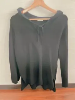 黒 フード付きニット Mサイズ