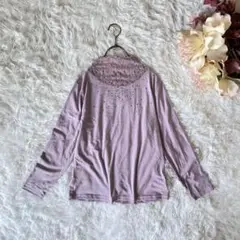Fashion Plaza デコルテレースビジューカットソー　華やか（M〜L）