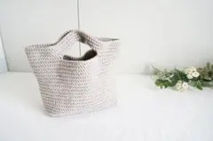 Item thumbnail for item 955cdc6e-a1ca-4980-be0c-f8e5689a99db