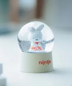 miffy【日本未販売】ミッフィー スノードーム ホワイト＆ゴールド miffy【日本未販売】ミッフィー スノードーム ホワイト