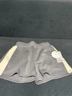 【新品・未使用】KAYTON グレー ショートパンツ