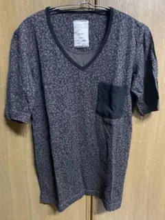 SHAREEF Vネック Tシャツのサムネイル