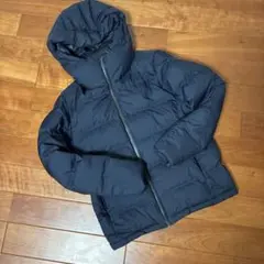 ユニクロ　シームレスダウンパーカー　S