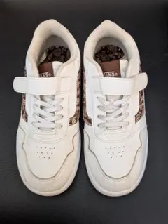 ２２cm VANS スニーカー ホワイト ペイズリー柄のサムネイル