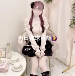 HONEY MEW はにーみゅう フリルギャザーレザー風キャミワンピ - メルカリ