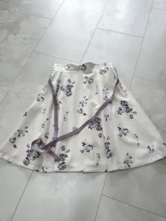 pattern 花柄フレアスカート 膝丈のサムネイル