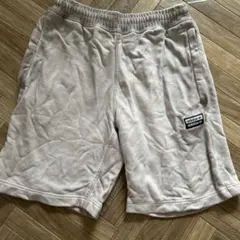 adidas Originals ハーフパンツ ベージュのサムネイル