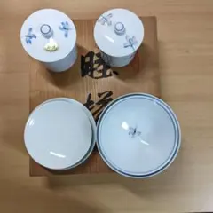 有田焼 蓋付き湯呑み 2客セット 木箱入りのサムネイル