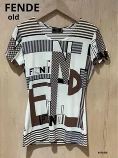 FENDE フェンディ　Tシャツ　トップス　ロゴモチーフ　総柄　イタリア製のサムネイル
