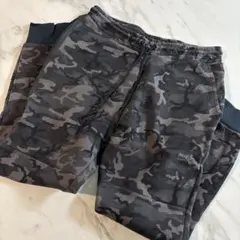 Nike 迷彩柄 ジョガーパンツ　最終値下げ！値下げ不可！