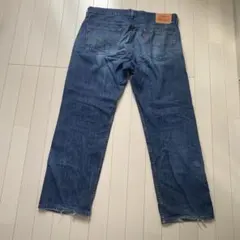 リーバイス ストレートデニム