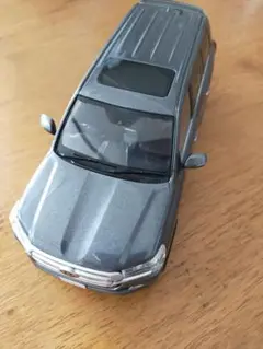 プラド　ミニカー　カラーサンプル　レッド　グレー　2台セット Amazon.co.jp: 1/30 トヨタ 新型ランドクルーザープラド